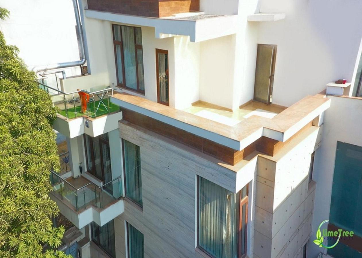 Lime Tree Hotel Sushant Lok Gurgaon Sector 29 Next To Iffco Chowk Metro Екстериор снимка